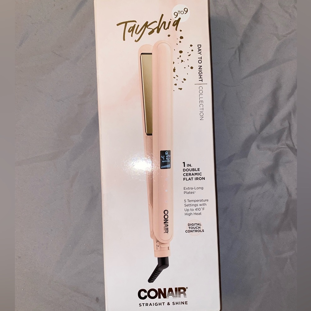 Conair straightener (New never used in a box)